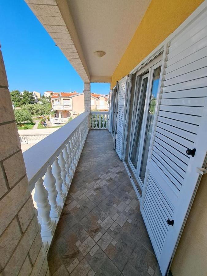 Sunce Mobile Homes & Apartments Grebastica Exterior photo