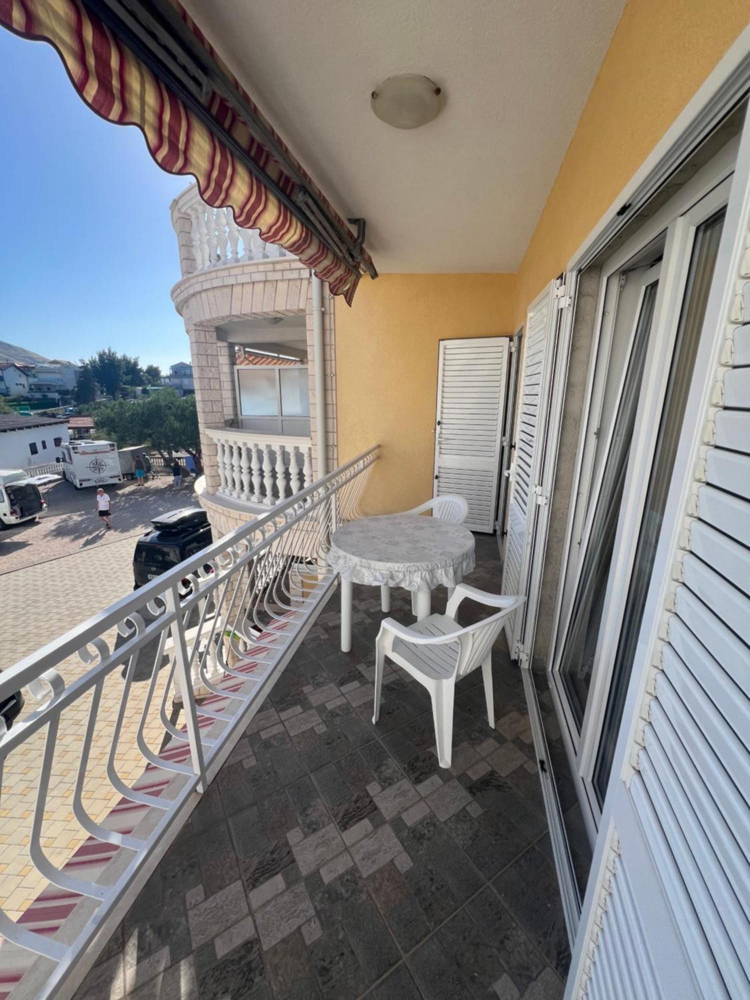 Sunce Mobile Homes & Apartments Grebastica Exterior photo