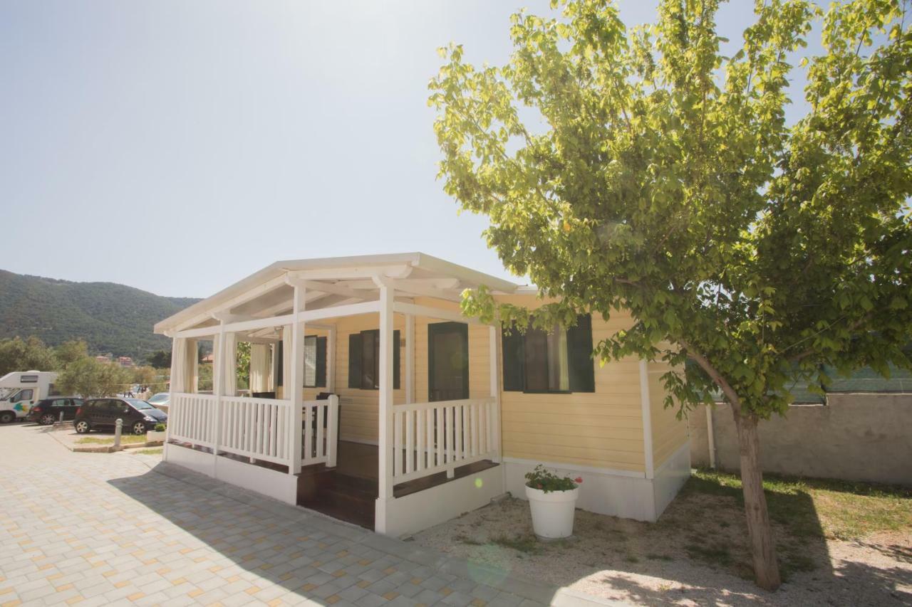 Sunce Mobile Homes & Apartments Grebastica Exterior photo
